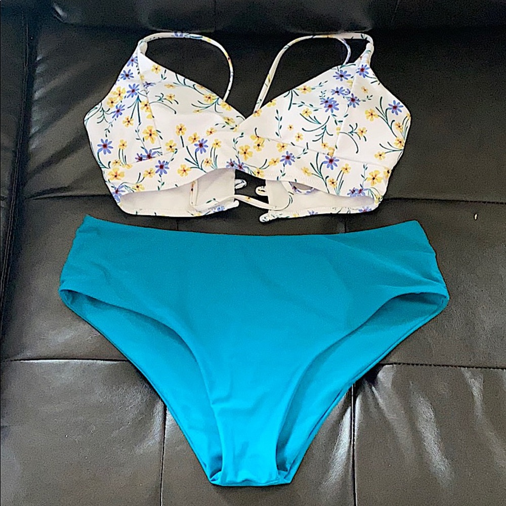 Swim suit